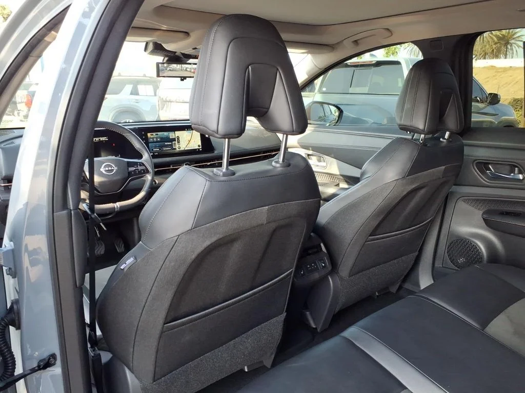 Used 2024 Gray Nissan EVOLVE+ image 24
