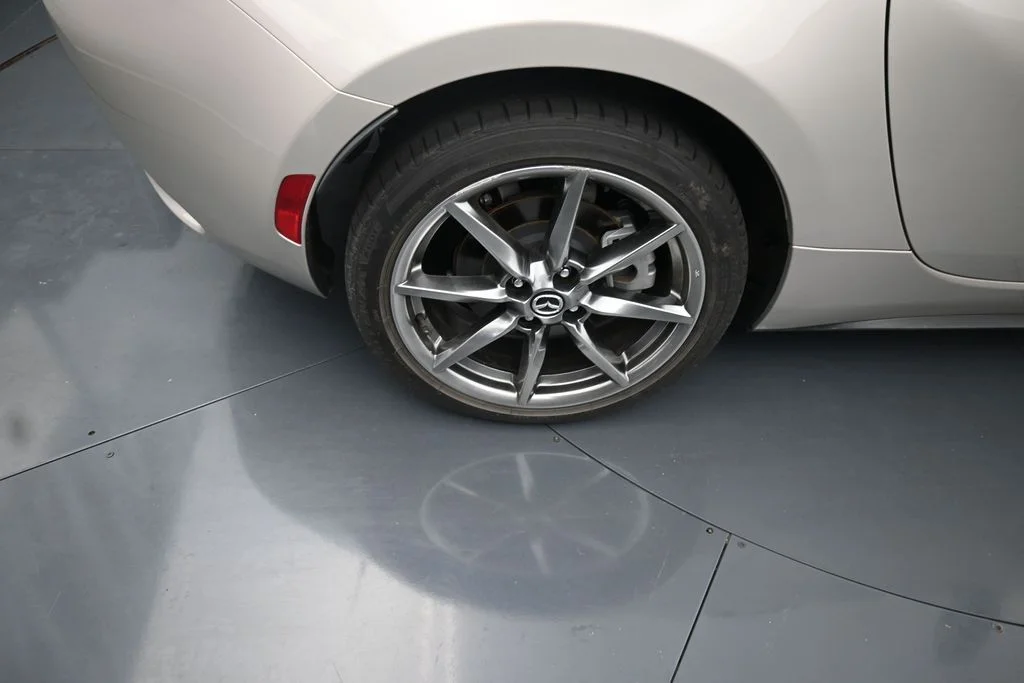 Used 2022 Silver Mazda Grand Touring image 10