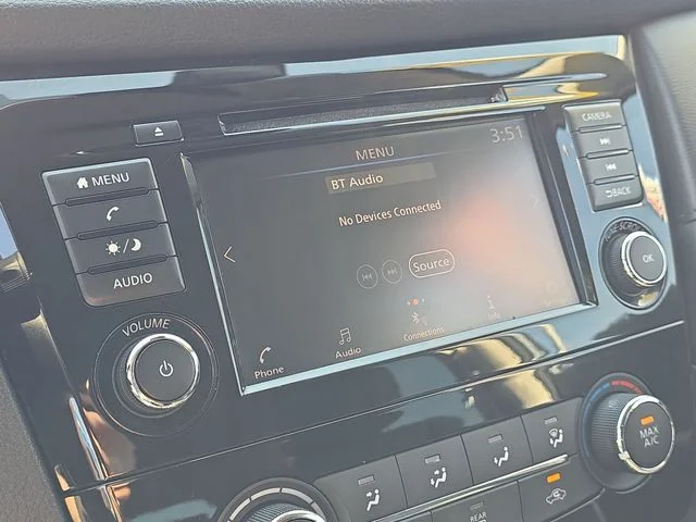 Used 2019 Gray Nissan S image 22