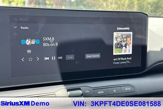 2025 Kia K4 LXS - Photo 34