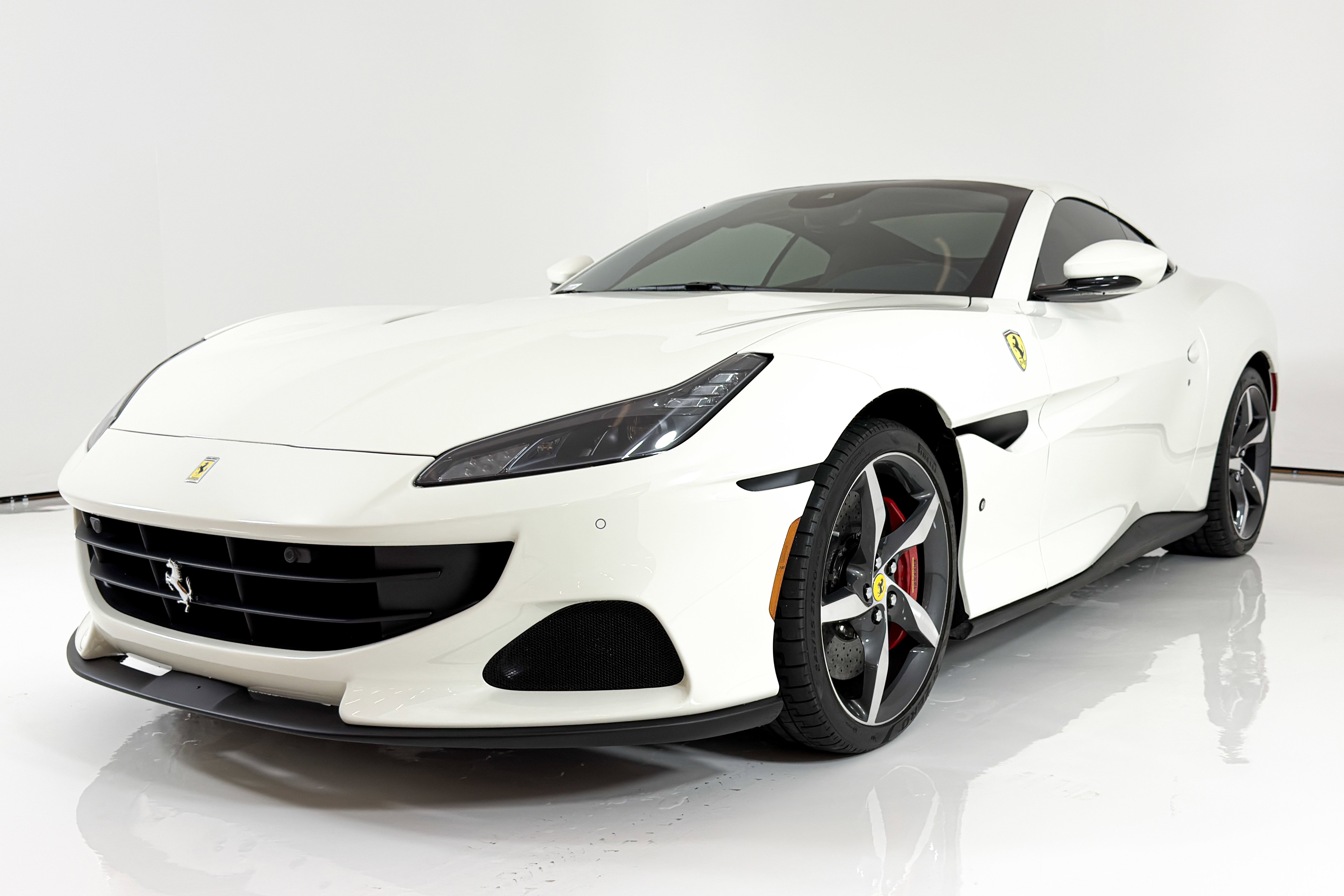 2023 Ferrari Portofino M