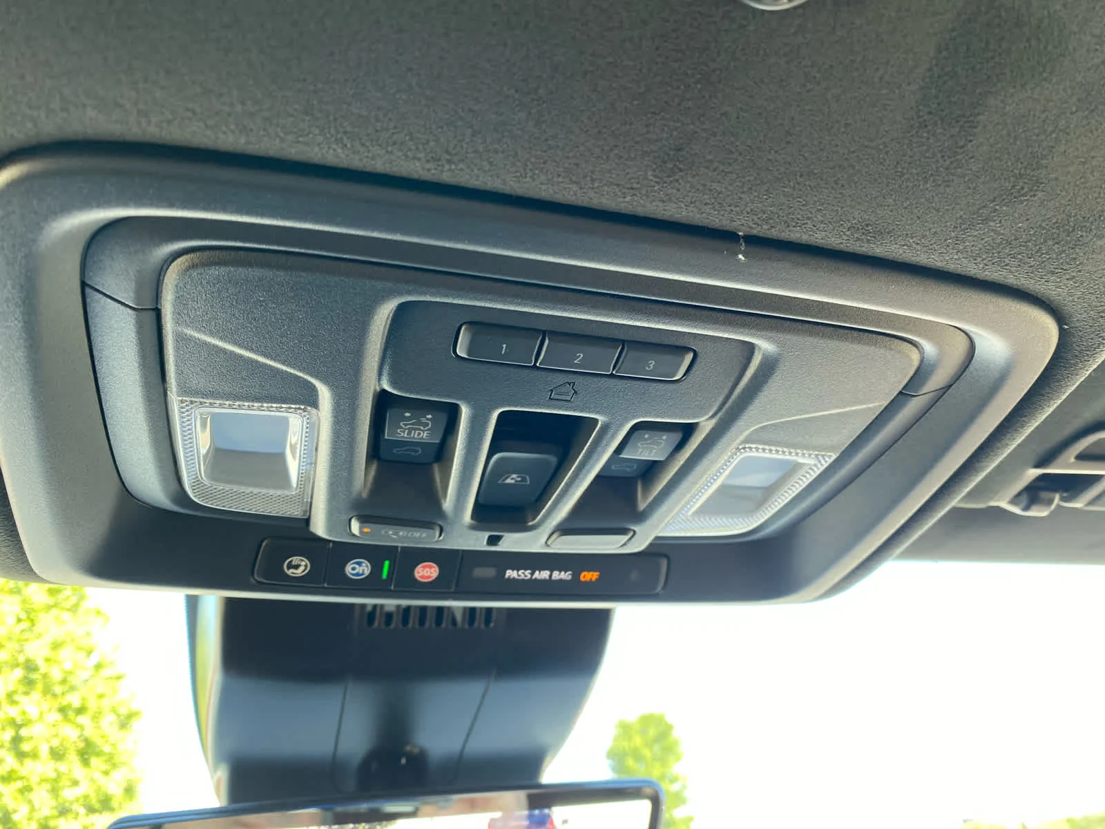 New 2026 Glacier White Tricoat GMC Denali Ultimate image 21