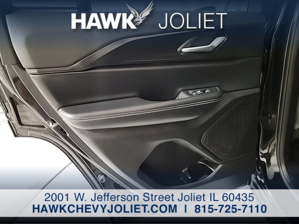 Used 2025 Black Jeep Altitude image 19