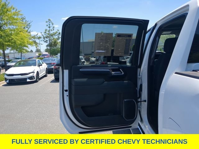 Used 2025 White Chevrolet LT image 36