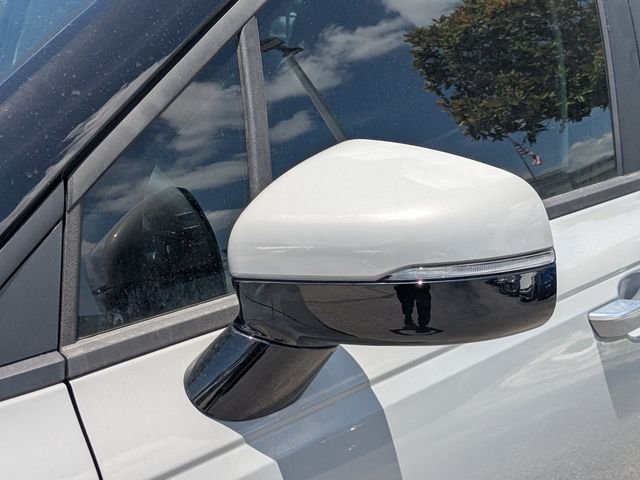 New 2026 Ceramic Silver Kia EX image 11