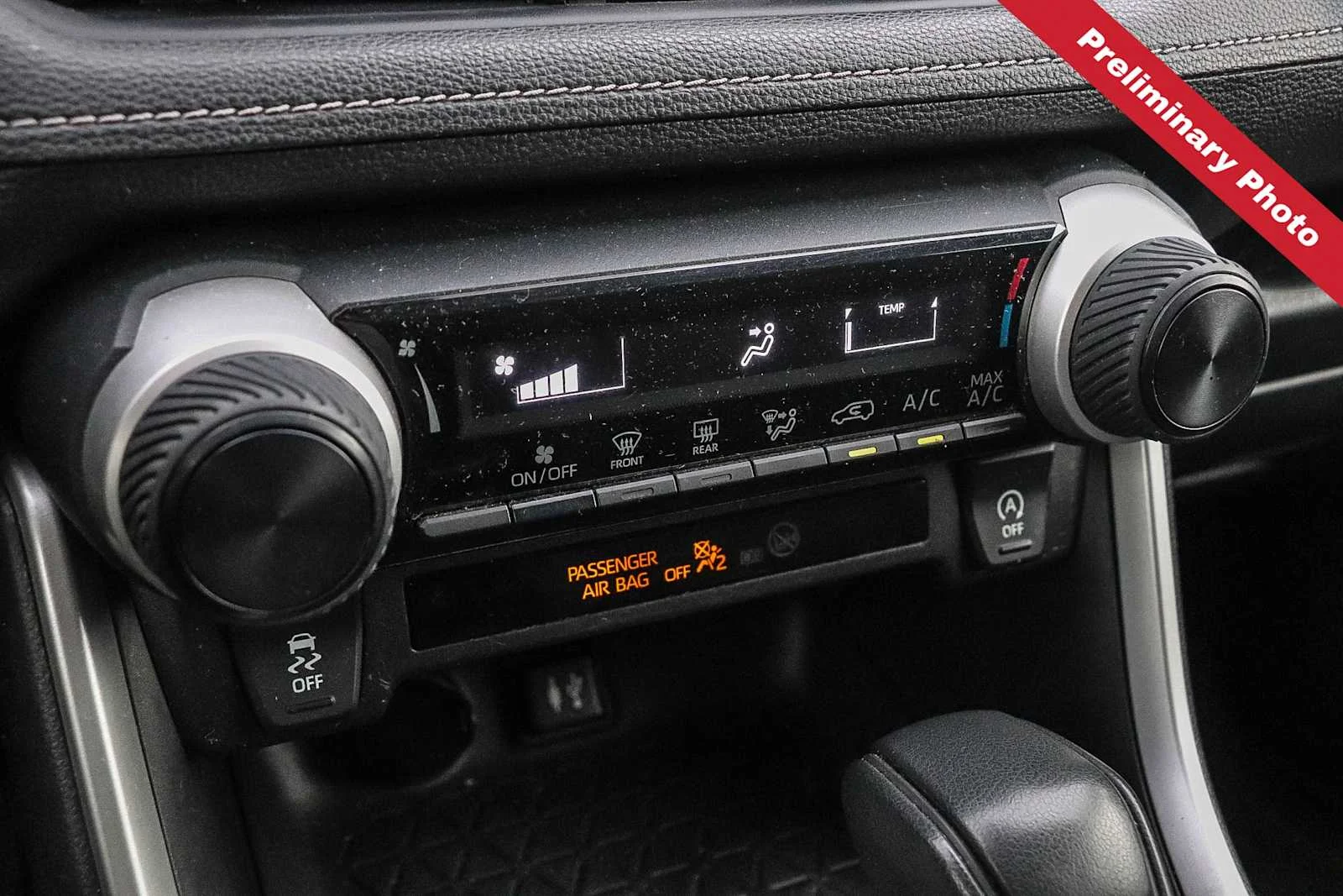 Used 2019 Super White Toyota LE image 18