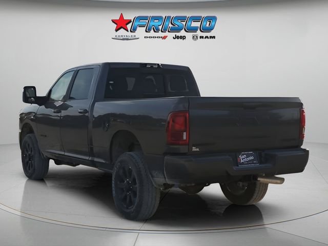 New 2026 Granite Crystal Metallic Clear-Coat Exterior Paint RAM Laramie image 6