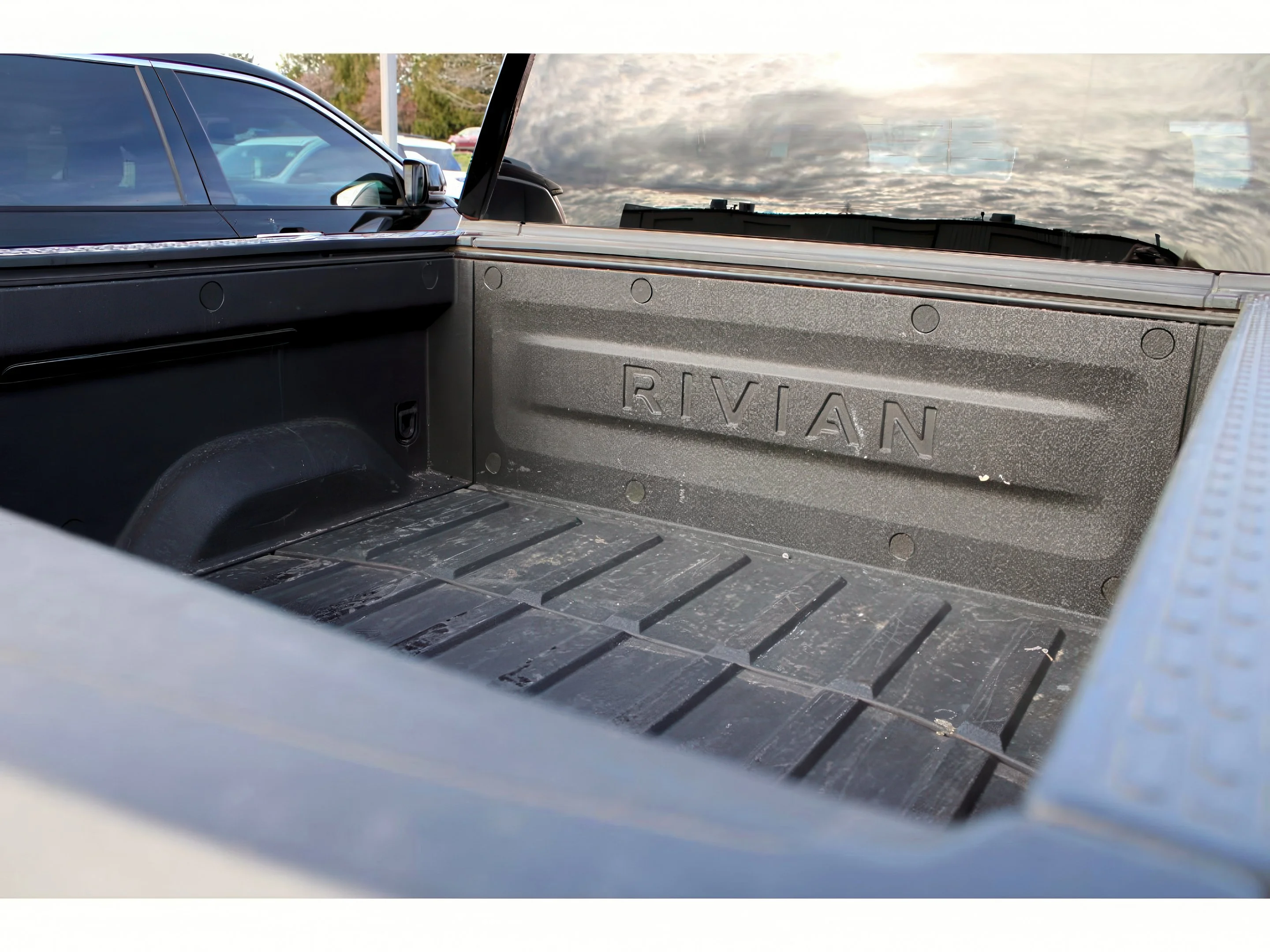 2023 Rivian R1T Adventure - Photo 12