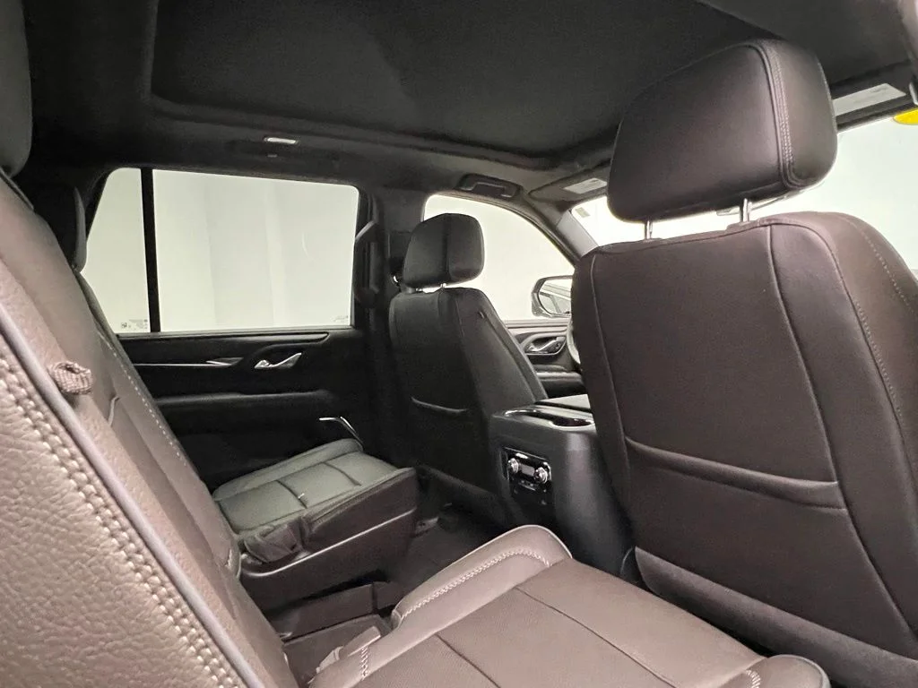 Used 2023 Black GMC Denali image 9