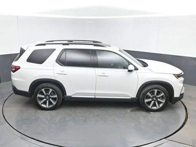 Used 2025 Platinum White Pearl Honda AWD Elite image 105