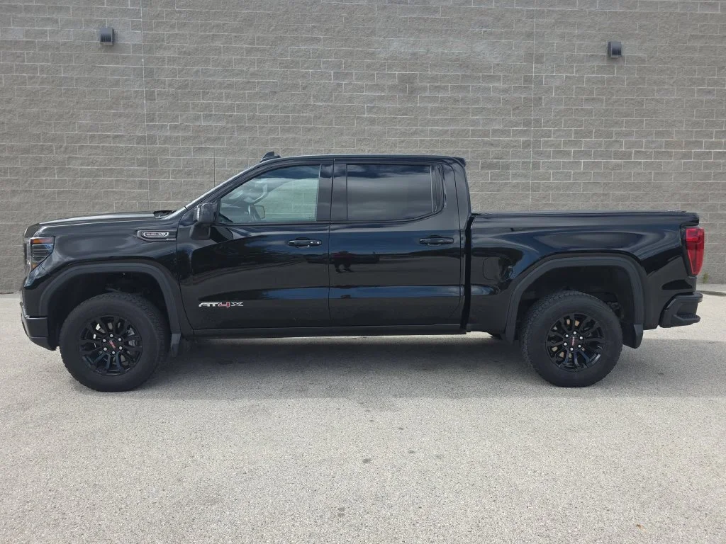 2023 GMC Sierra 1500 AT4X - Photo 10