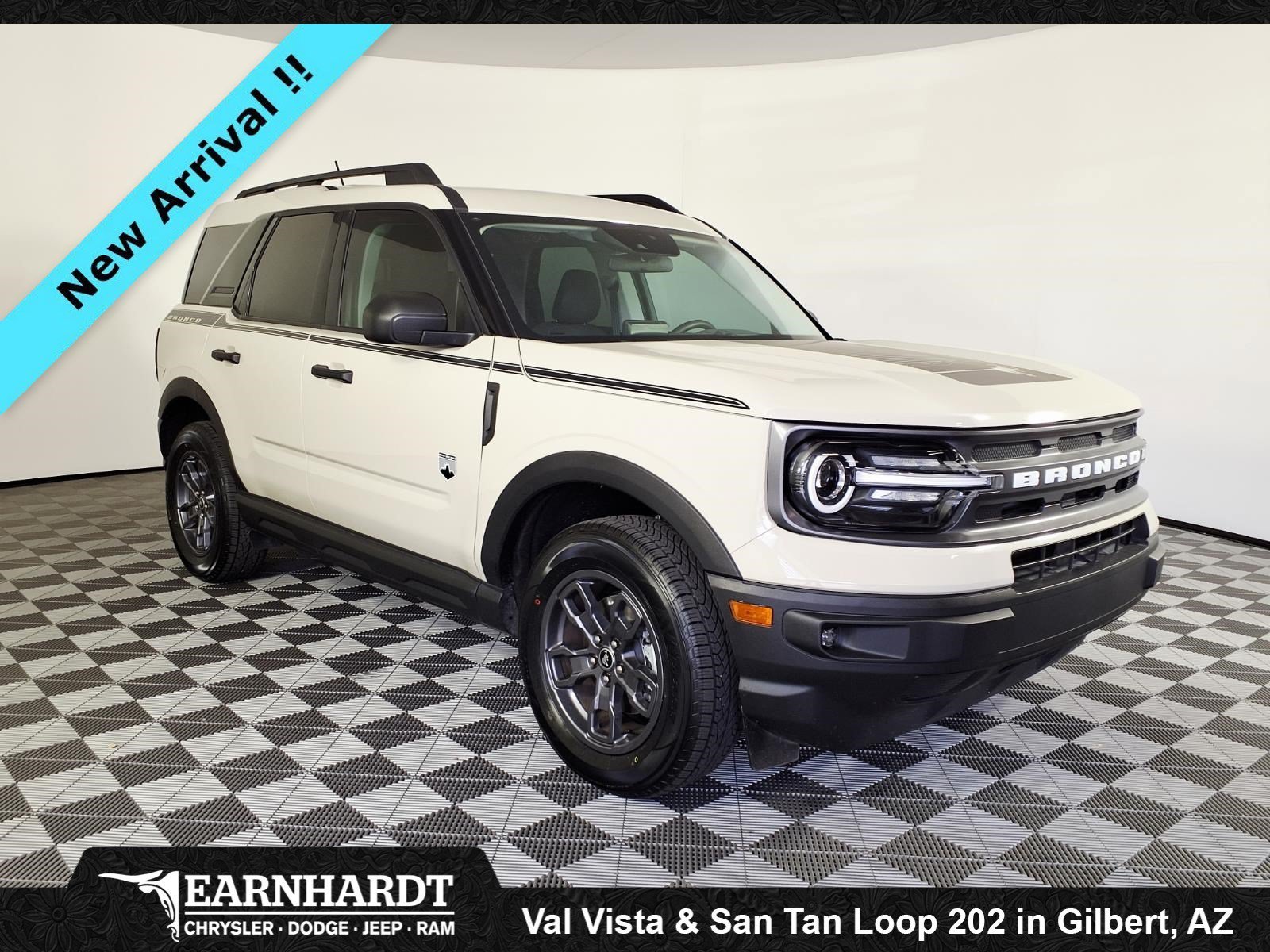 Used 2024  Ford Big Bend image 3