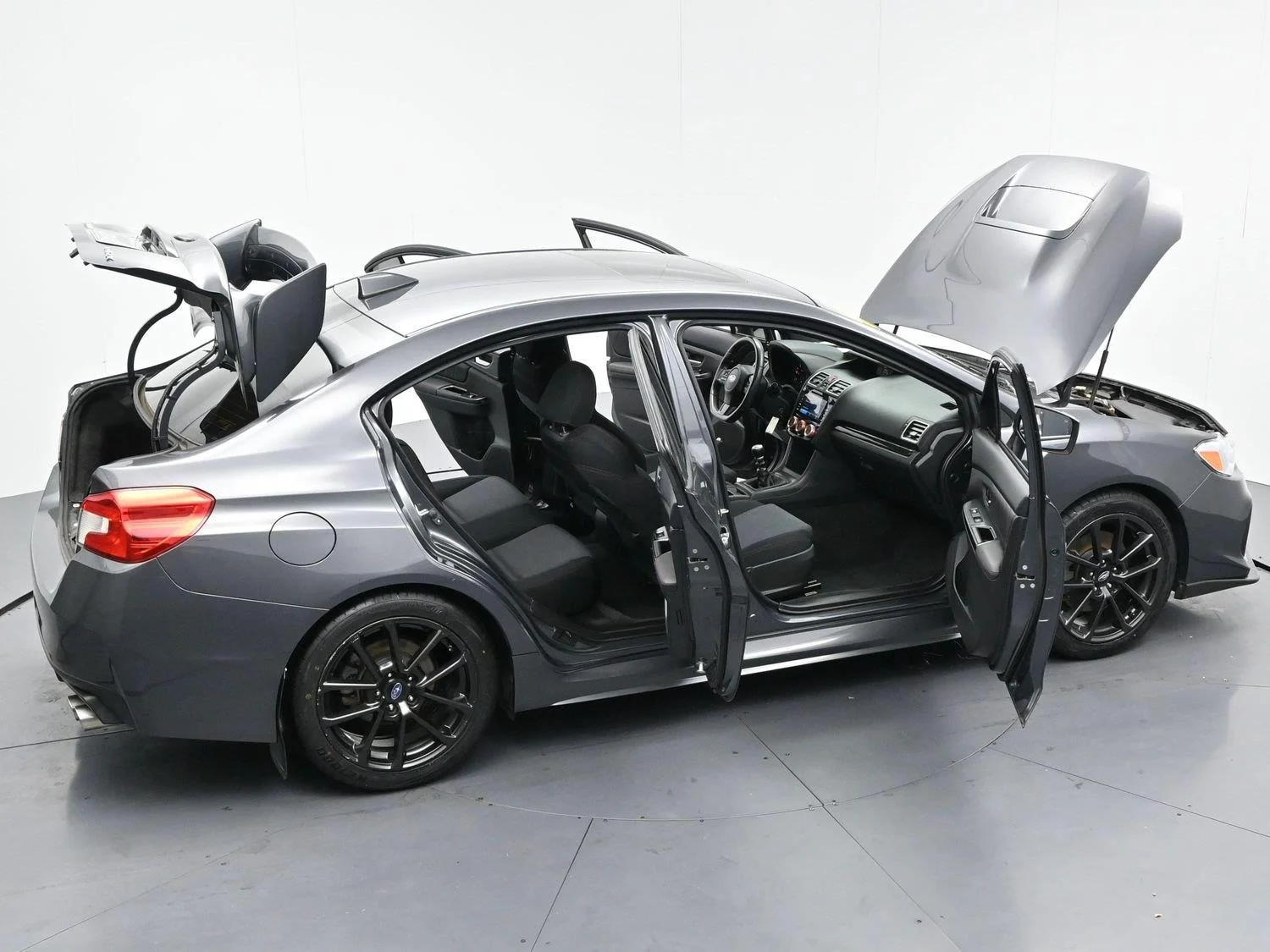 Used 2020 Magnetite Gray Metallic Subaru Premium image 39