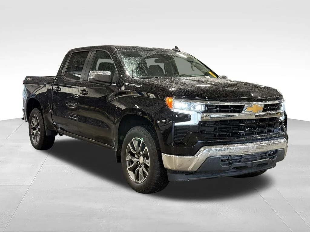 Used 2024 Black Chevrolet LT image 28