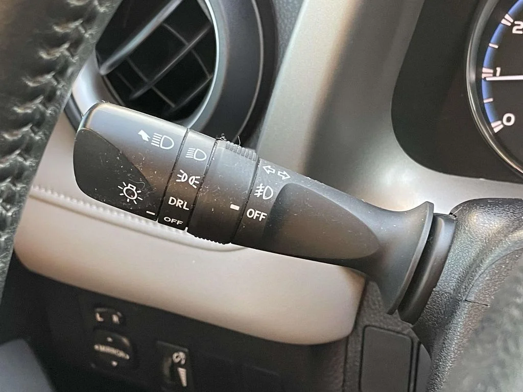 Used 2016 Silver Sky Metallic Toyota XLE image 12