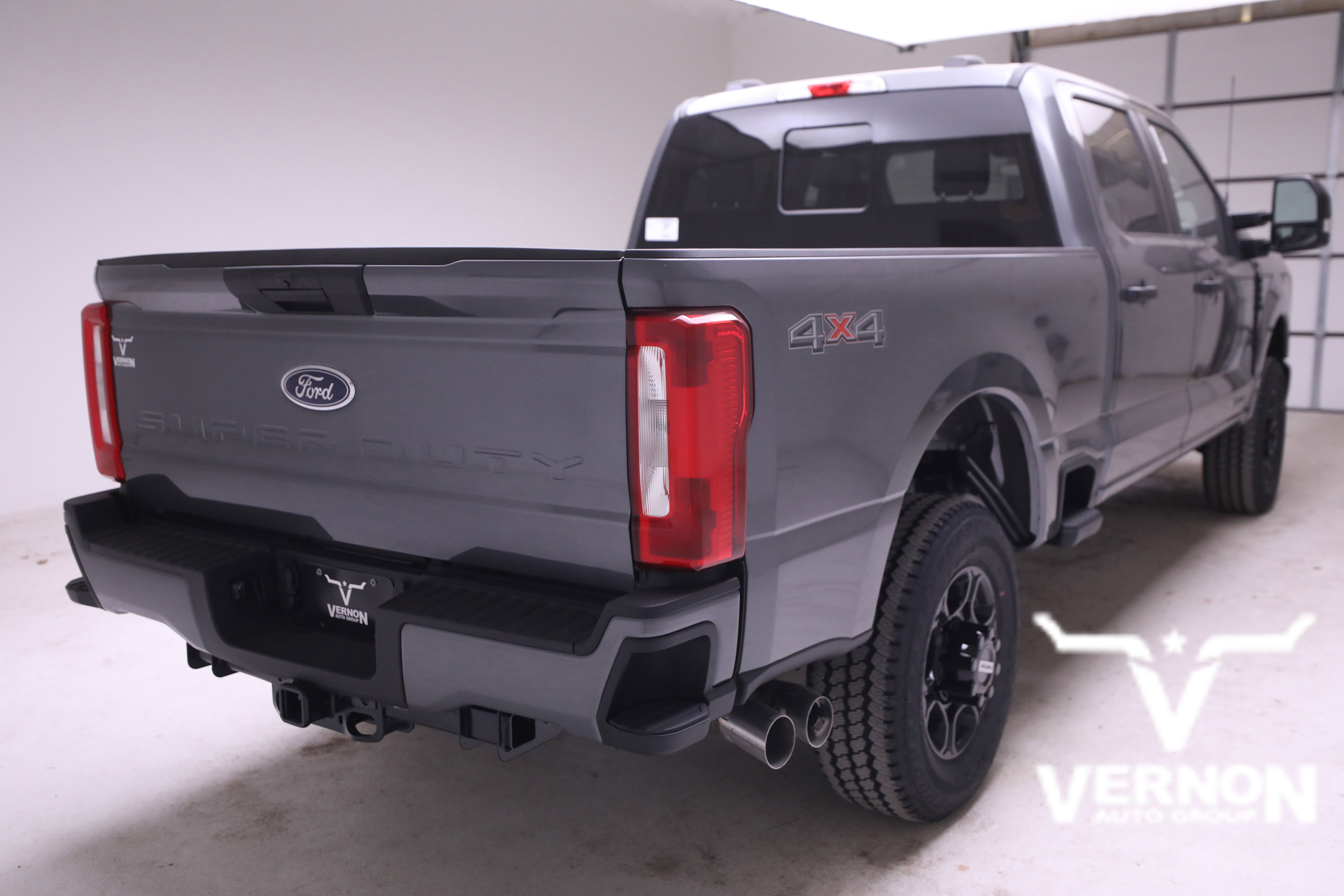 New 2026 Carbonized Gray Metallic Ford  image 5