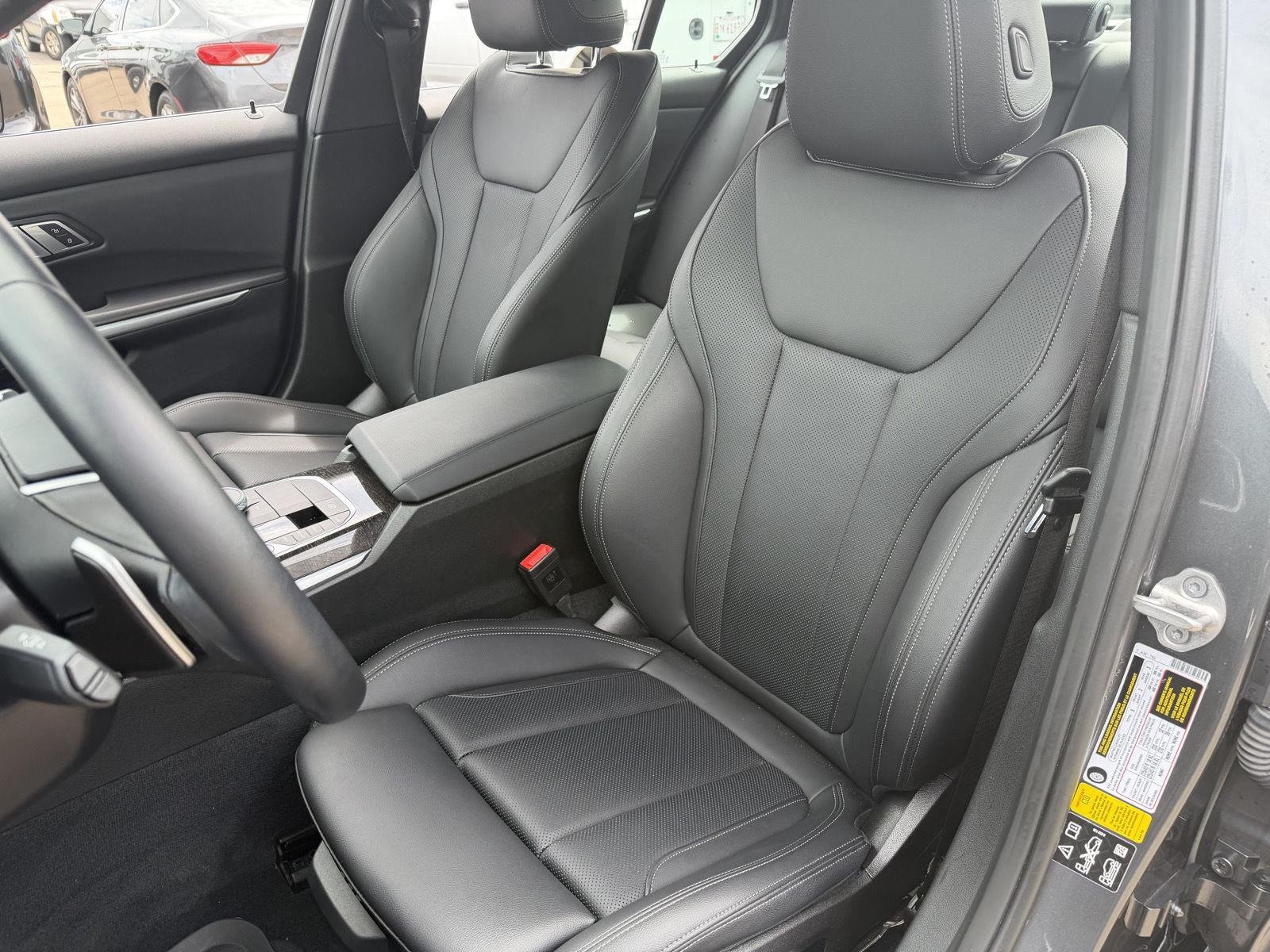 Used 2022 Mineral Grey Metallic BMW 330i xDrive image 17