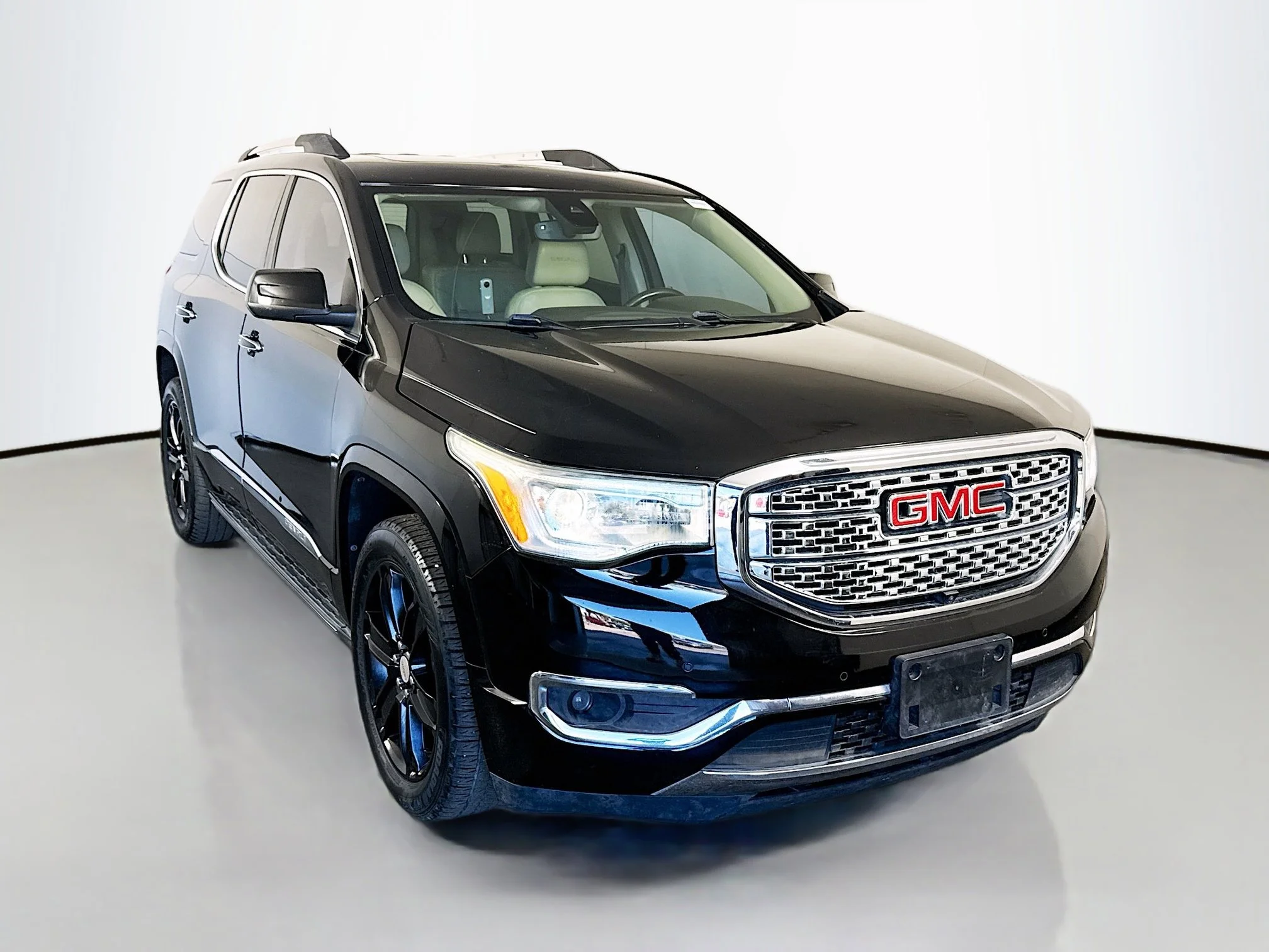2017 GMC Acadia Denali FWD's photo