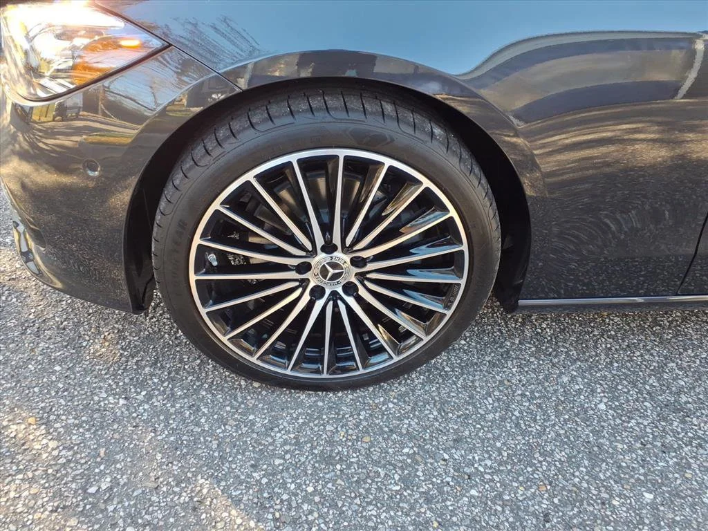 New 2026 Graphite Grey Metallic Mercedes-Benz C 300 image 32