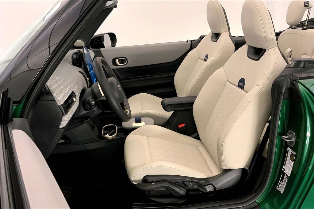 2026 MINI Convertible S - Photo 13