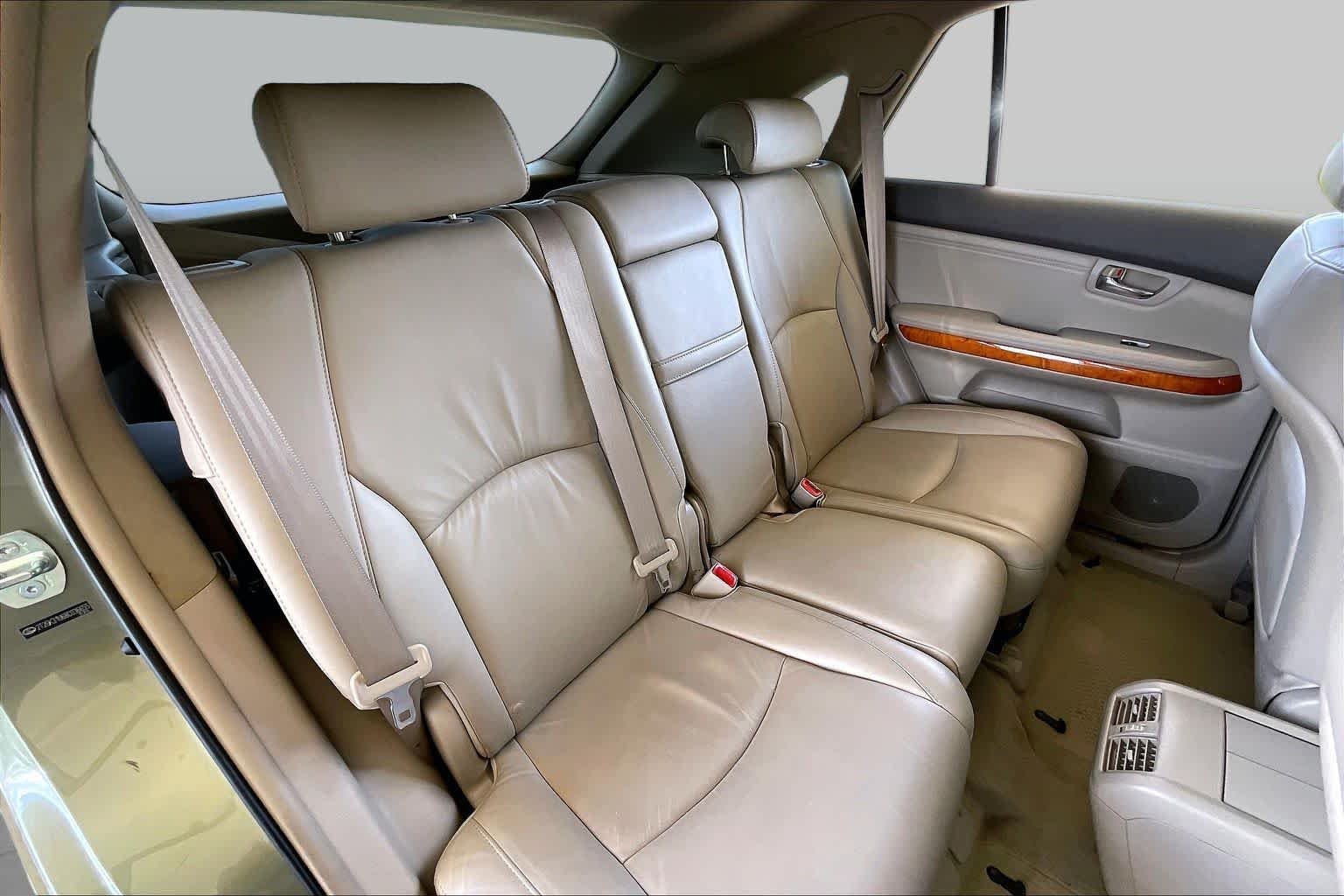 Used 2008 Desert Sage Metallic Lexus  image 16