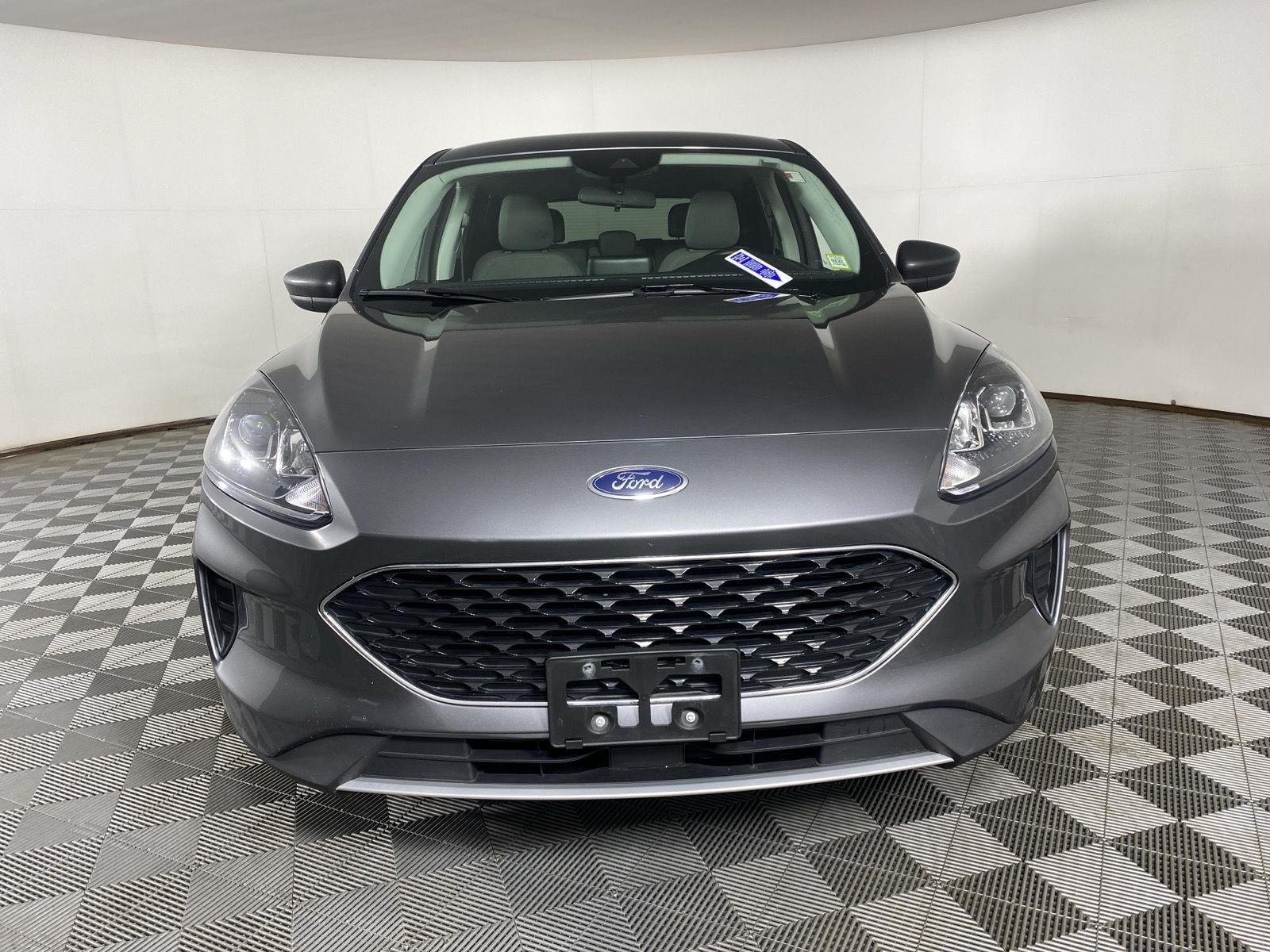 Used 2022 Carbonized Gray Ford SE image 12