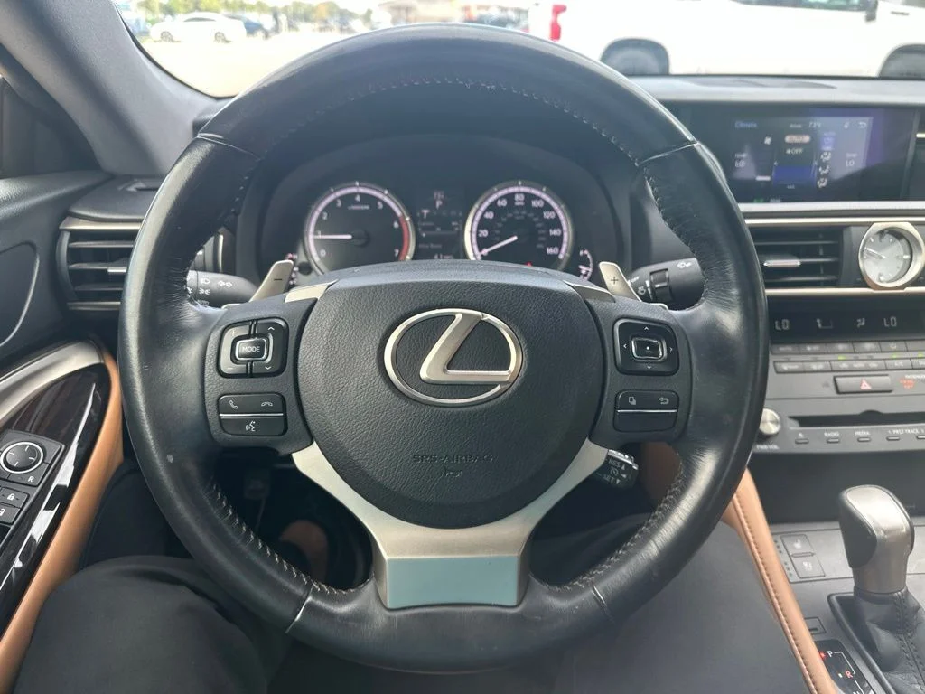 Used 2016 Red Lexus 200t image 10