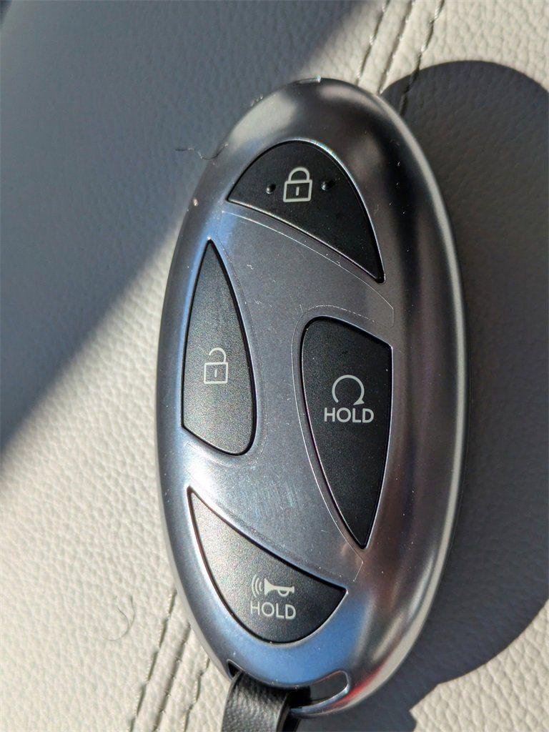 New 2026 White Hyundai SE FWD image 30