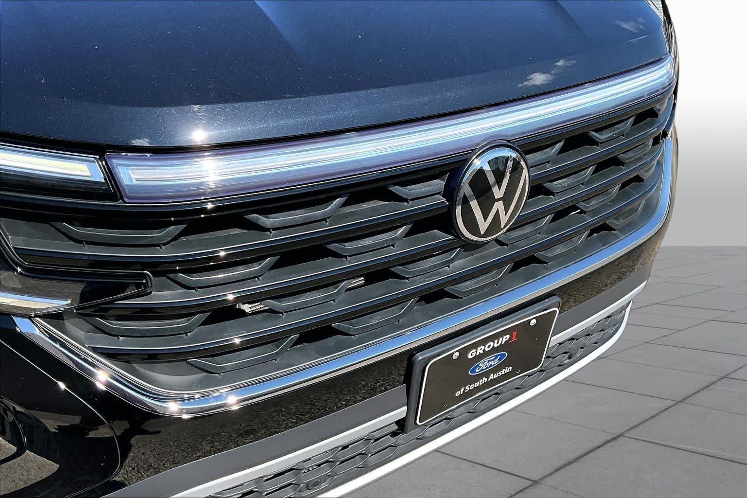 Certified Used 2024 Deep Black Pearl Effect Volkswagen 2.0T SE image 30