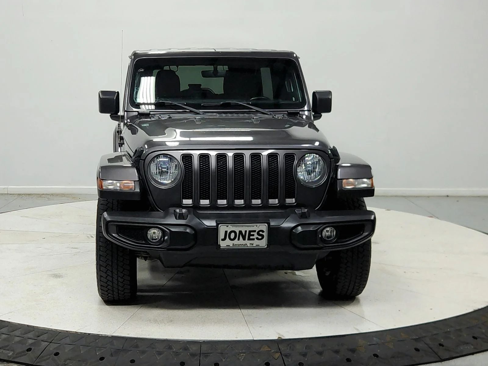 Used 2021 Gray Jeep Unlimited Sport image 3