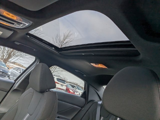 Used 2026 Black Hyundai SEL Sport image 10