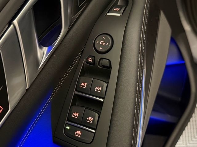 Used 2026 Skyscraper Grey Metallic BMW sDrive40i image 20