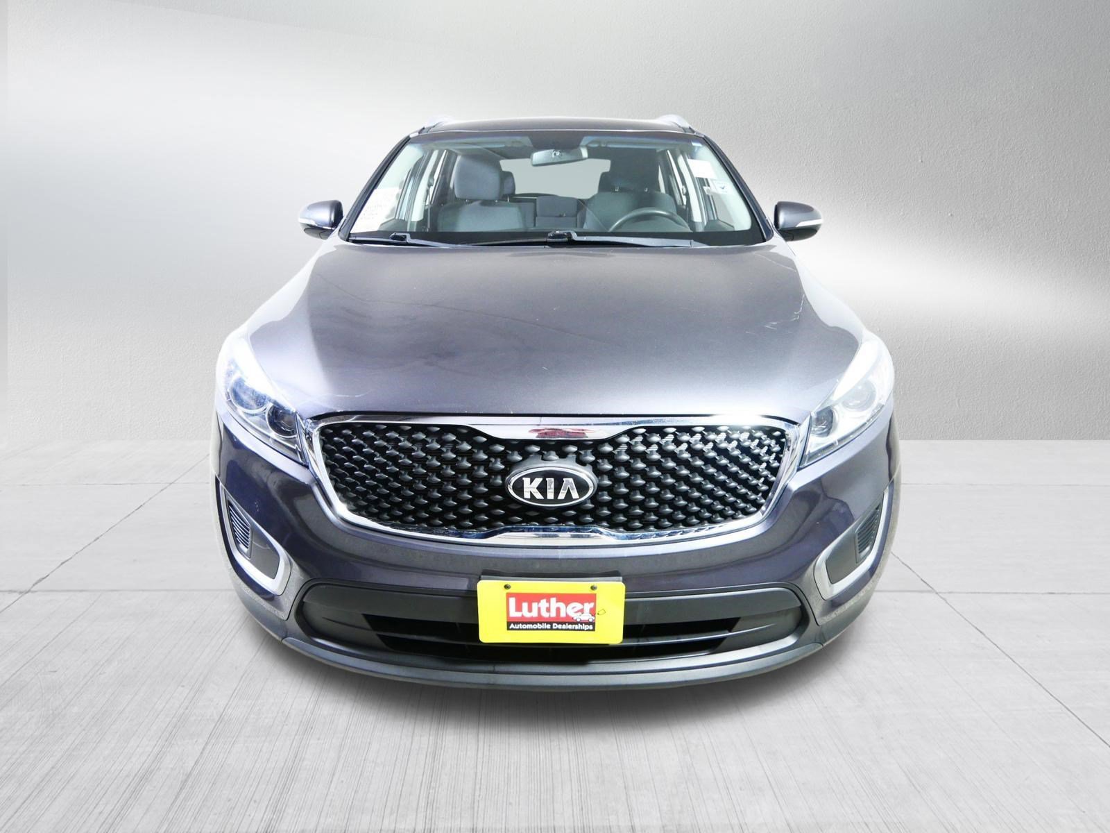 Used 2017 Kia Sorento LX with VIN 5XYPGDA36HG336218 for sale in Brooklyn Center, MN