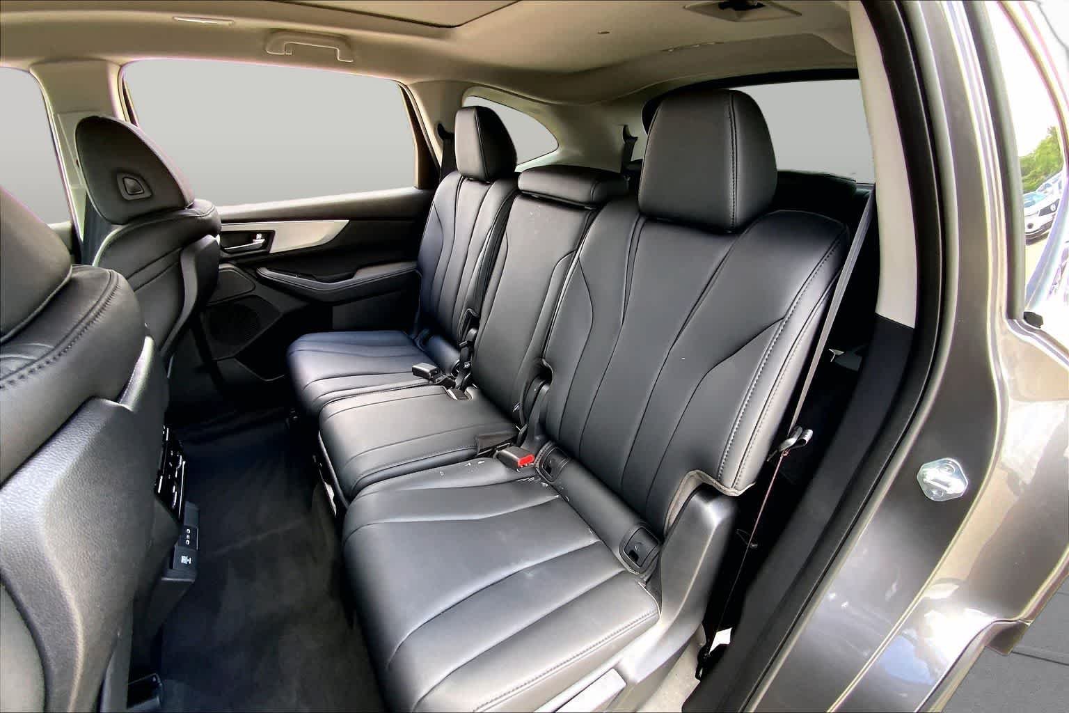 Certified Used 2026 Liquid Carbon Metallic Acura MDX image 20