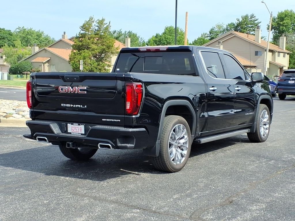 Used 2024 Onyx Black GMC Denali image 17