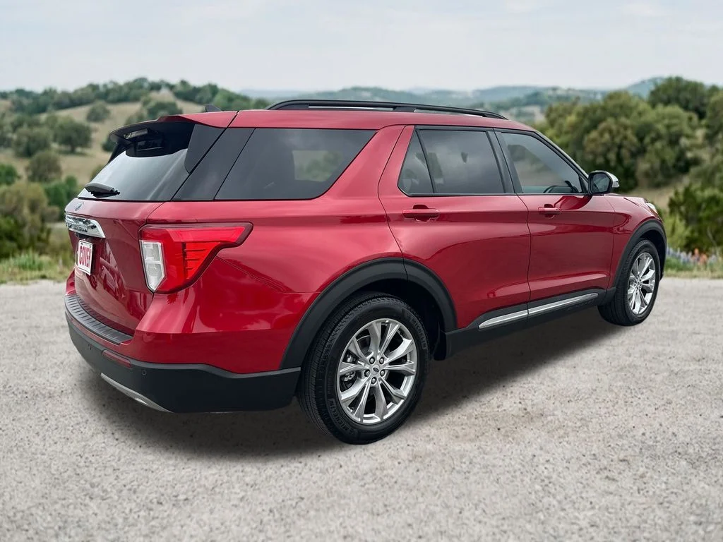 Used 2024 Red Ford XLT image 10