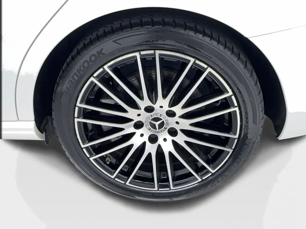 Used 2023 White Mercedes-Benz C 300 image 12