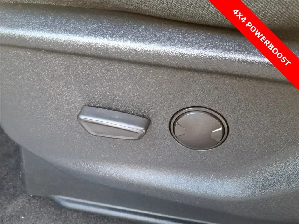 Used 2024 White Ford XLT image 14