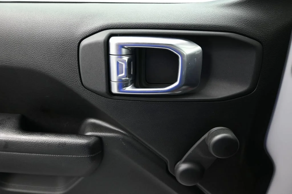 Used 2024 White Jeep Sport image 18