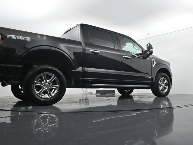 Certified Used 2025 Black Ford XLT image 30