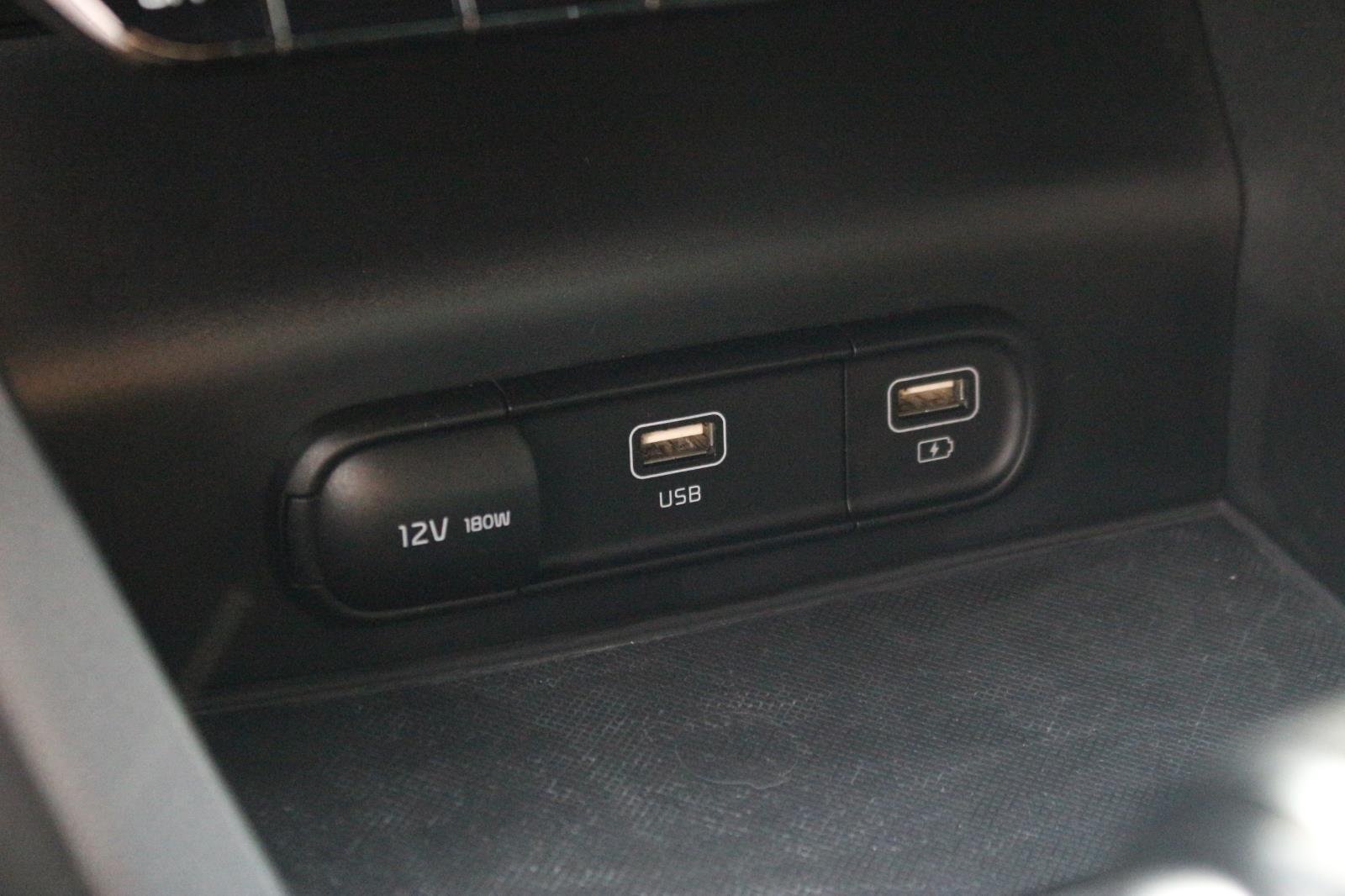 Used 2022 Blue Kia GT-Line image 25