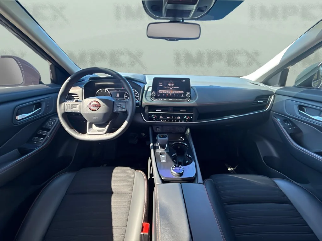 Used 2025 Gray Nissan Rock Creek image 11