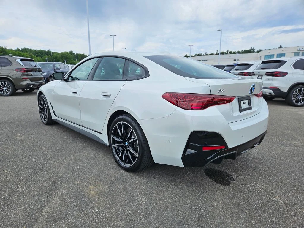Used 2025 Mineral White Metallic BMW M50 image 5