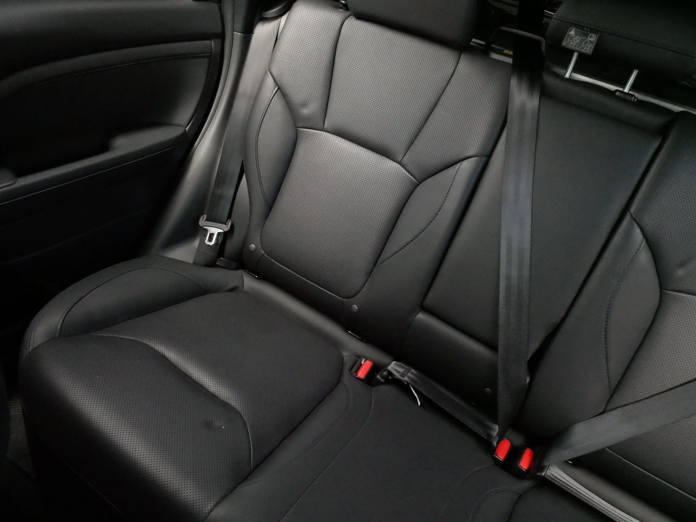 Used 2025 Crystal Black Silica Subaru Limited image 12