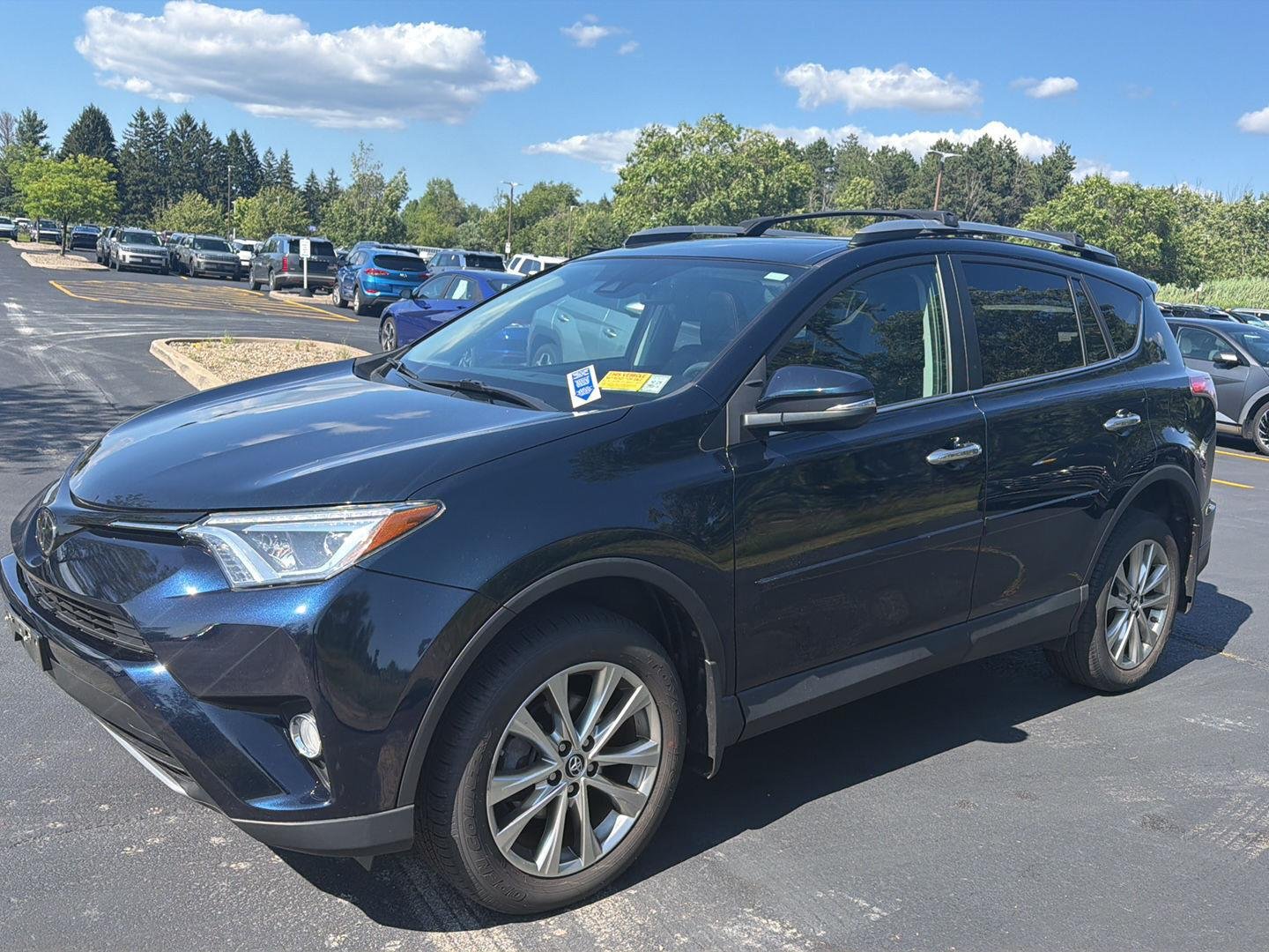 Used 2018 Galactic Aqua Mica Toyota Limited image 3