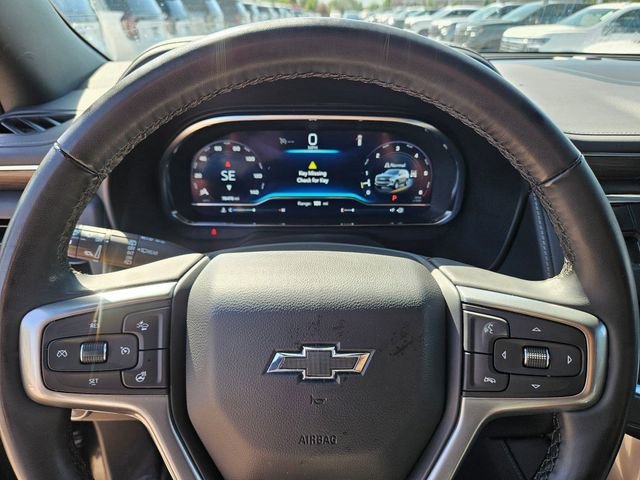 Used 2024 Black Chevrolet Z71 image 20
