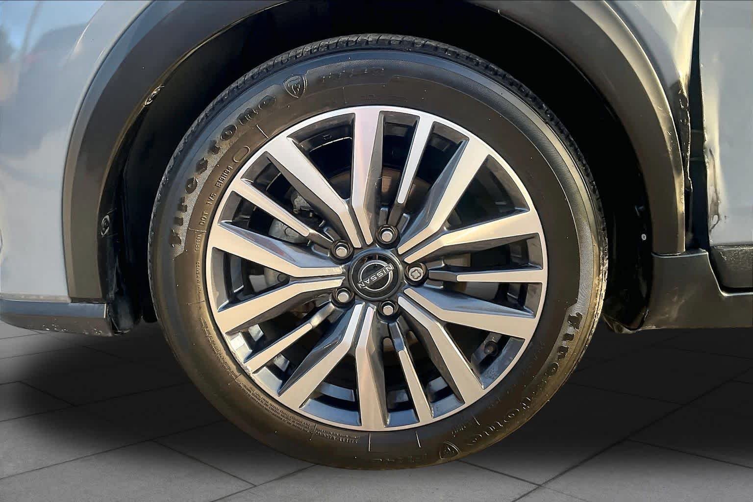 Used 2024 Gray/Super Black Nissan SV image 11