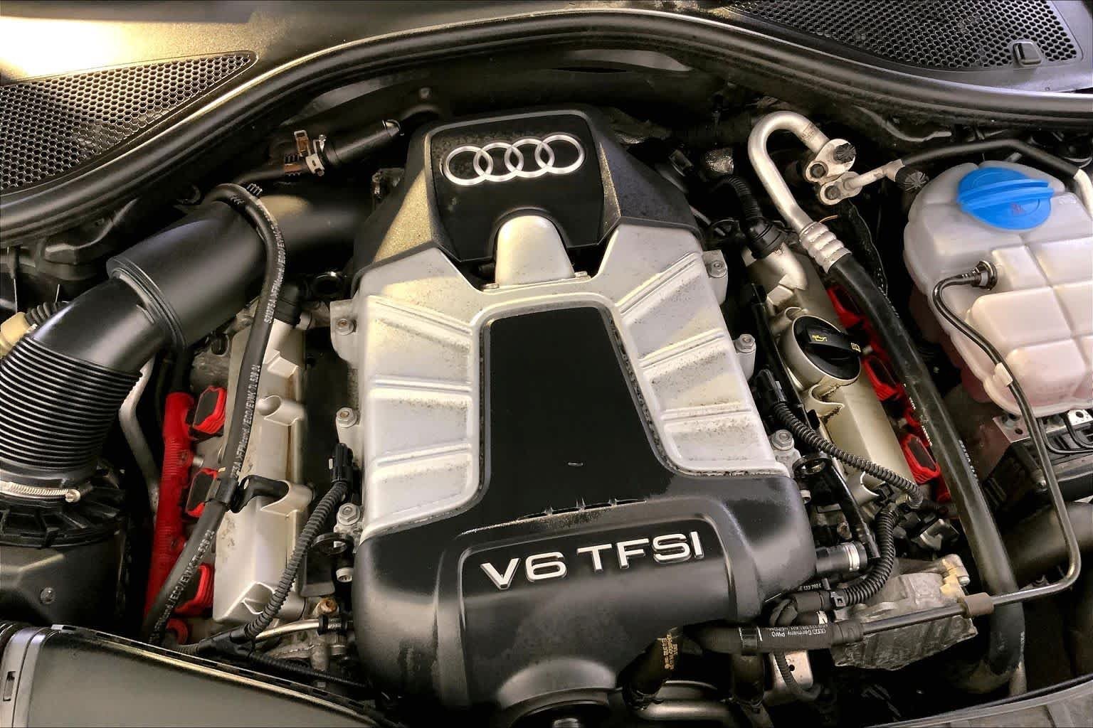 Used 2014 Moonlight Blue Metallic Audi 3.0T Prestige image 31