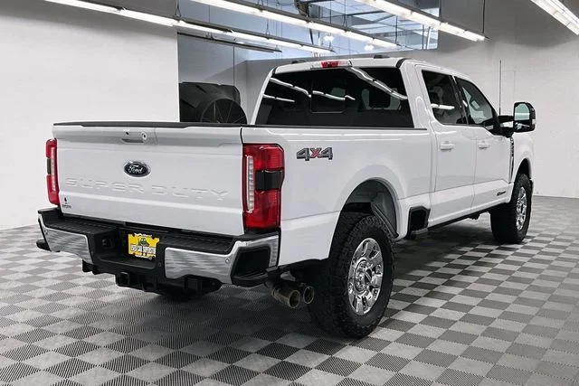 2024 Ford F-250 Super Duty Lariat - Photo 12