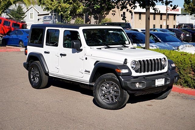 New 2026 Bright White Clear-Coat Exterior Paint Jeep Sport S image 3